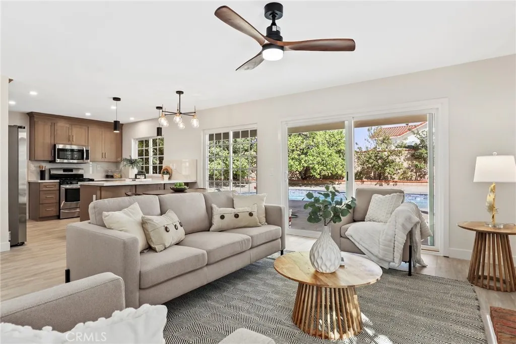 19440 Branding Iron Road, Walnut, California 91789 home-pic-3